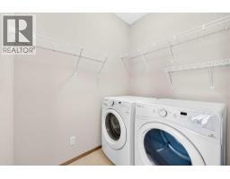 249 Elgin Manor SE - photo 24