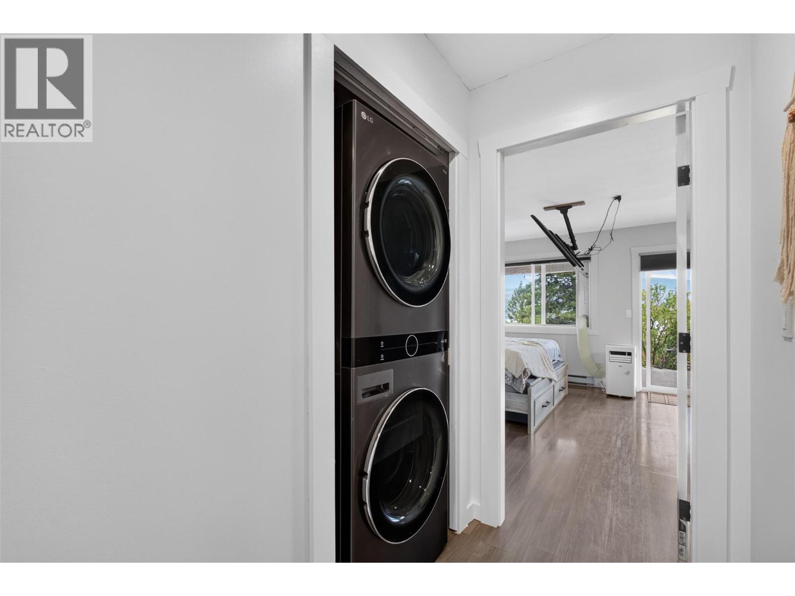 10375 Westshore Road - 23