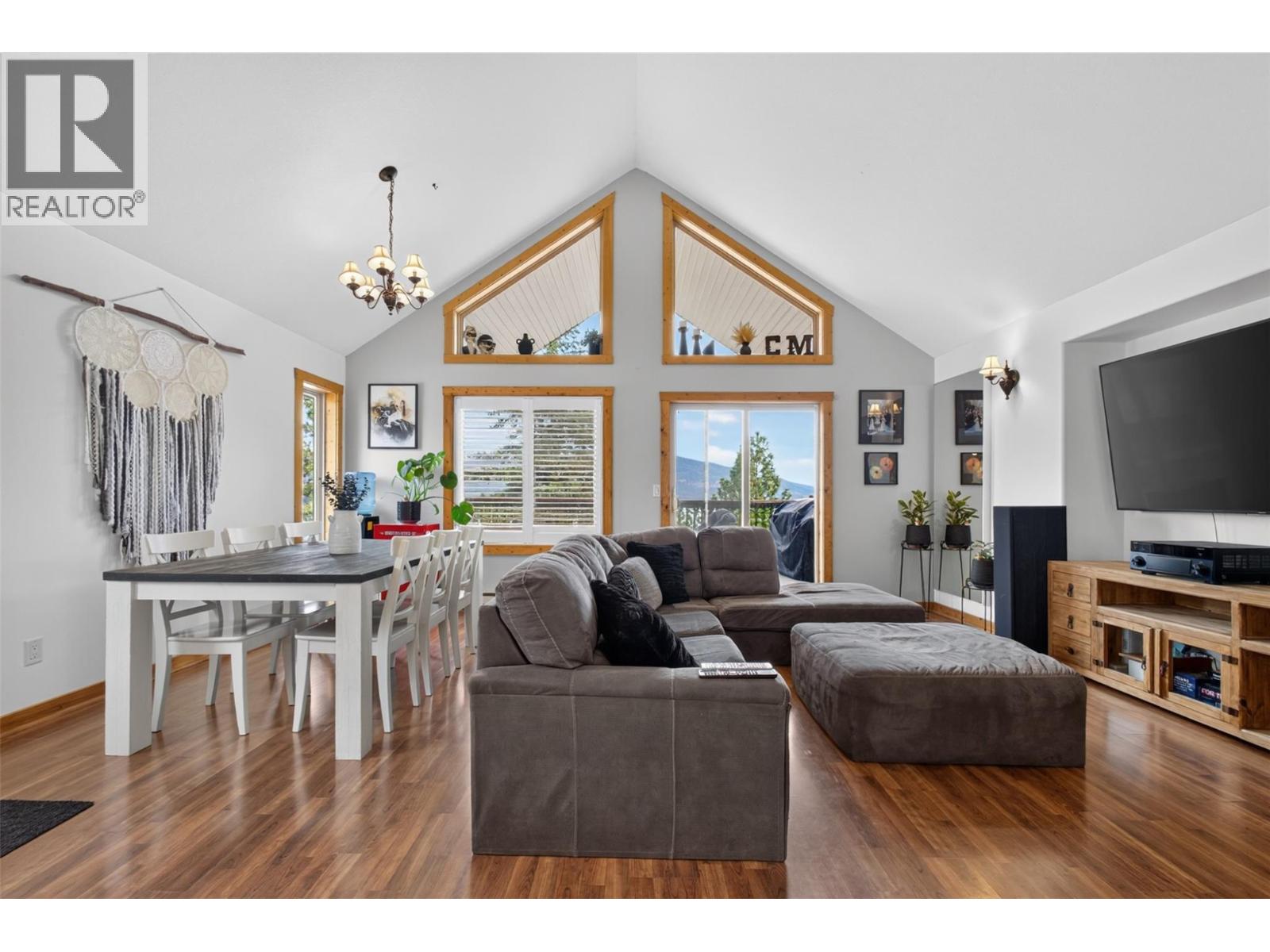 10375 Westshore Road, Vernon