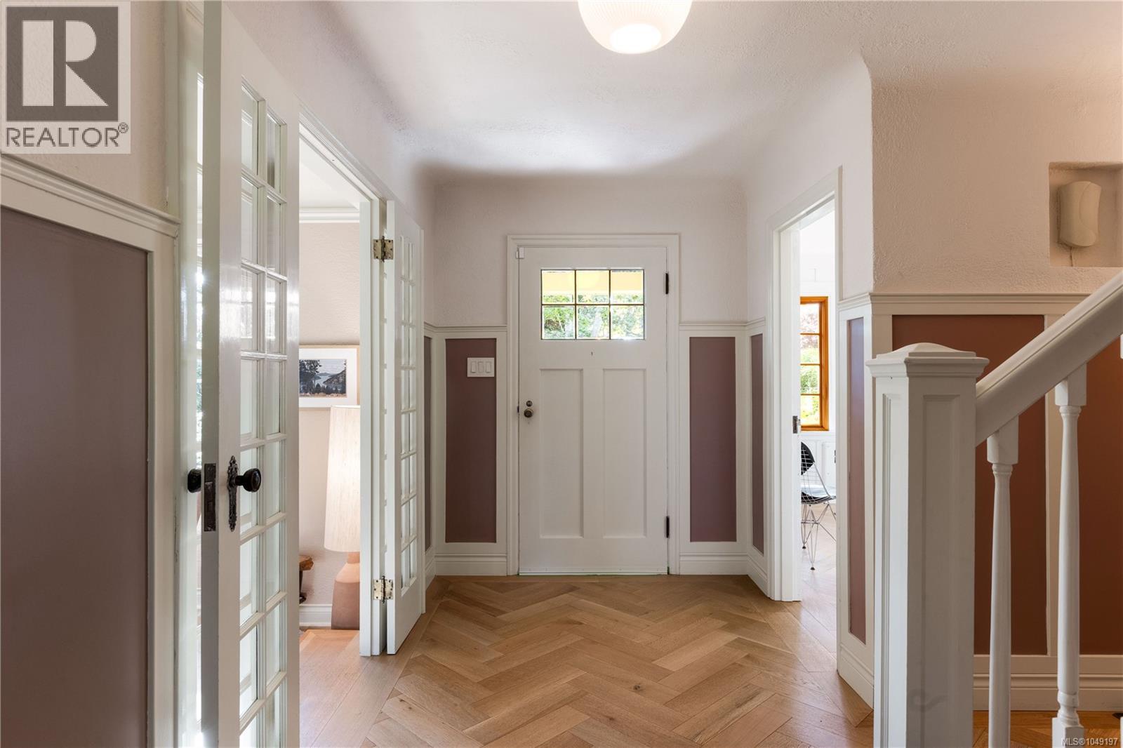 1387 St. David St - 15