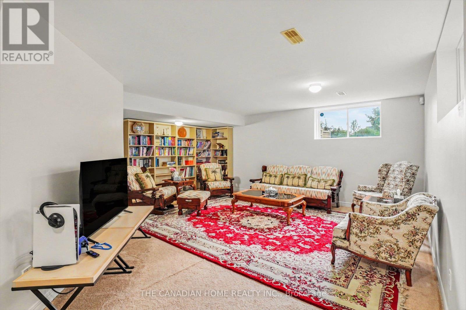 266 PARKIN CIRCLE - Image 17