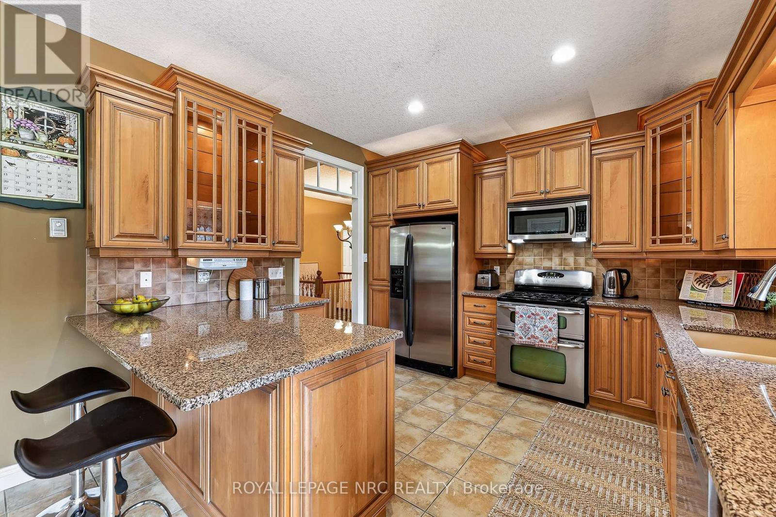 400 LAKEVIEW DRIVE - 13