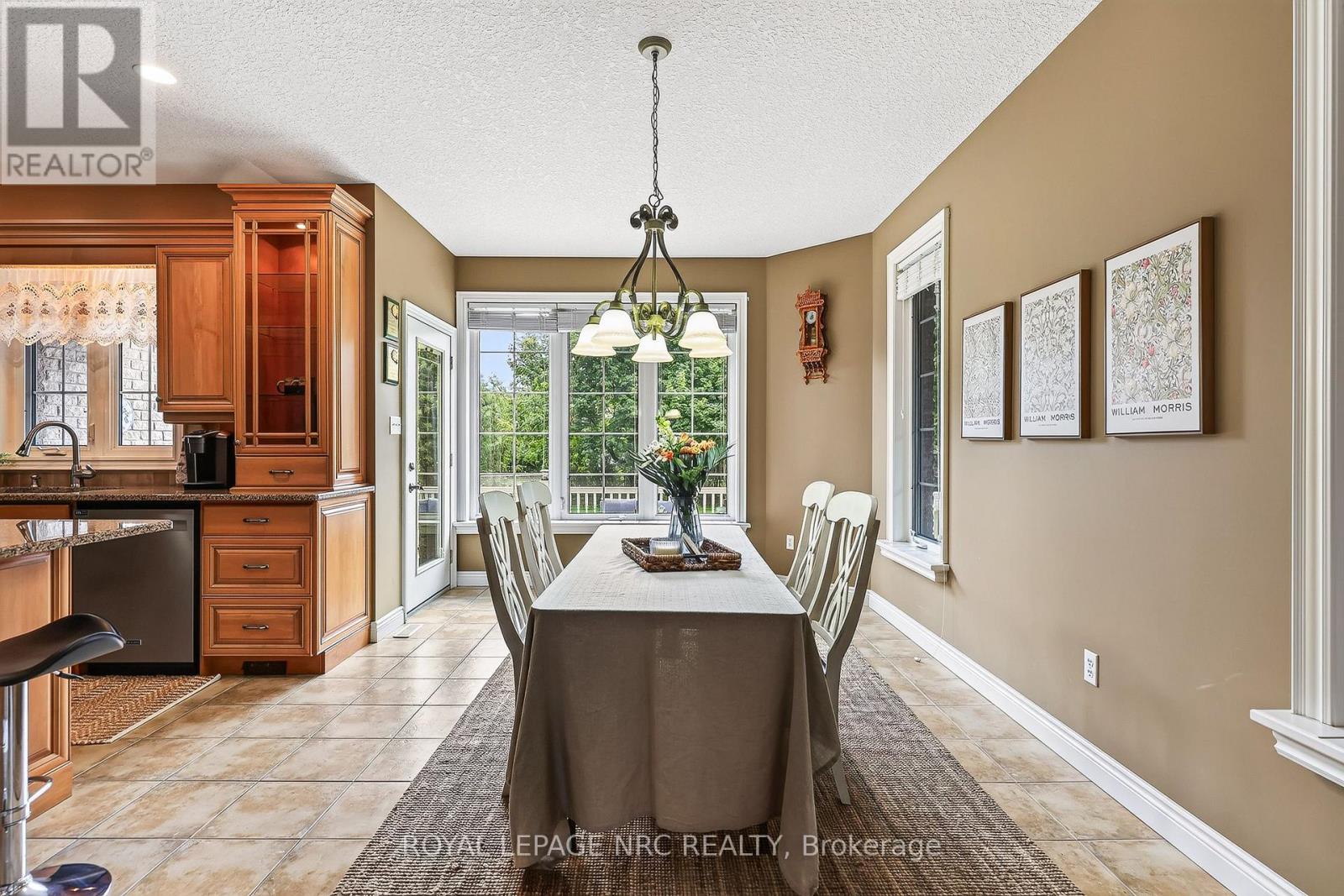400 LAKEVIEW DRIVE - 15
