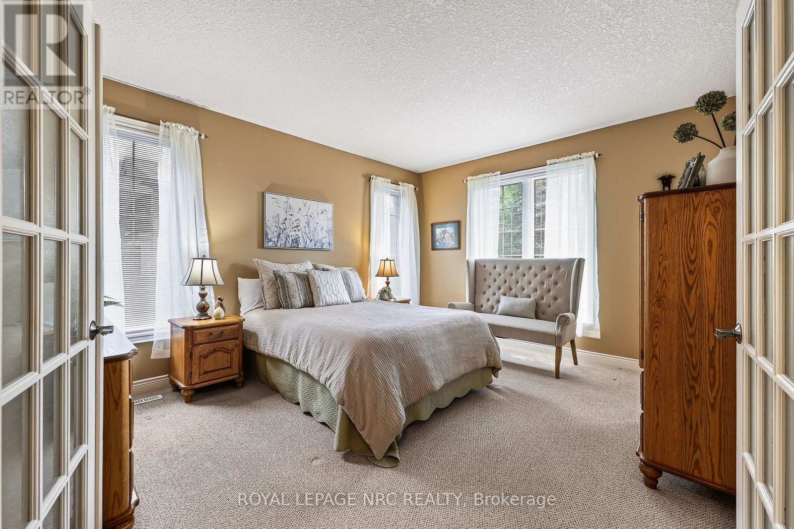 400 LAKEVIEW DRIVE - 18