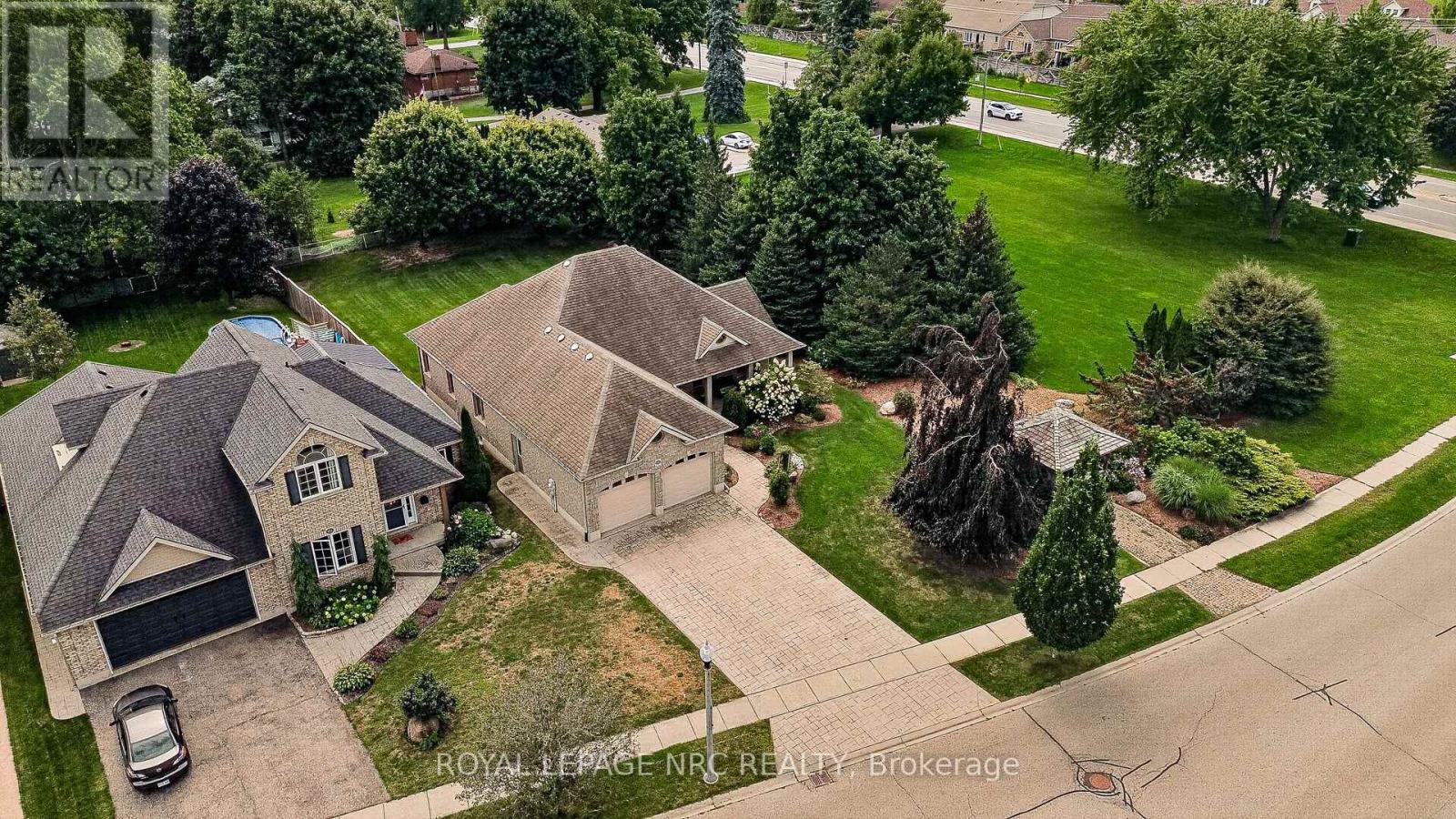 400 LAKEVIEW DRIVE - 2