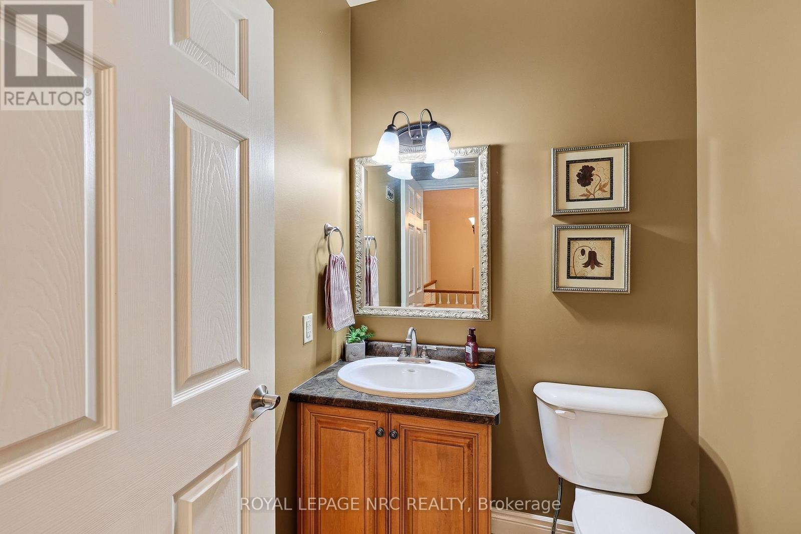 400 LAKEVIEW DRIVE - Image 25