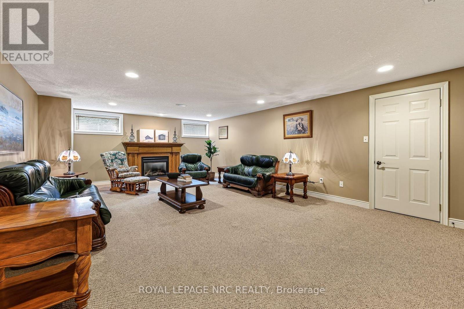 400 LAKEVIEW DRIVE - 31