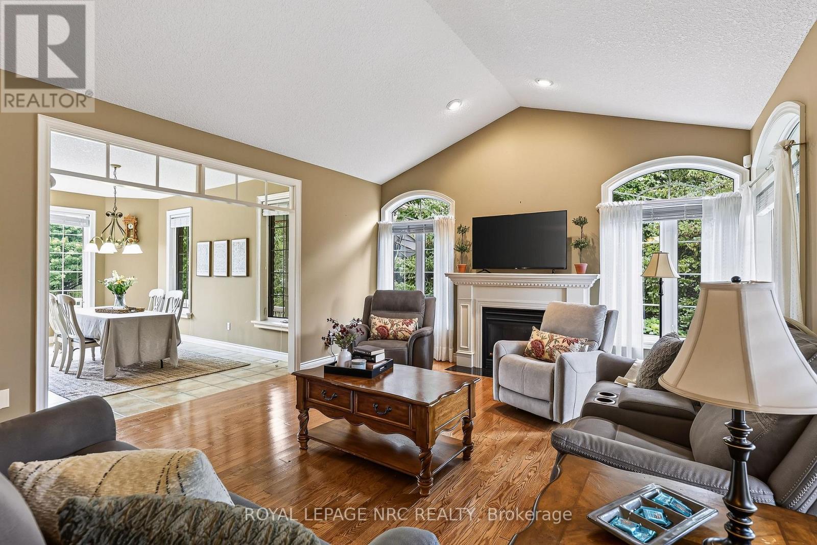 400 LAKEVIEW DRIVE, Woodstock (Woodstock - North) — photo 7