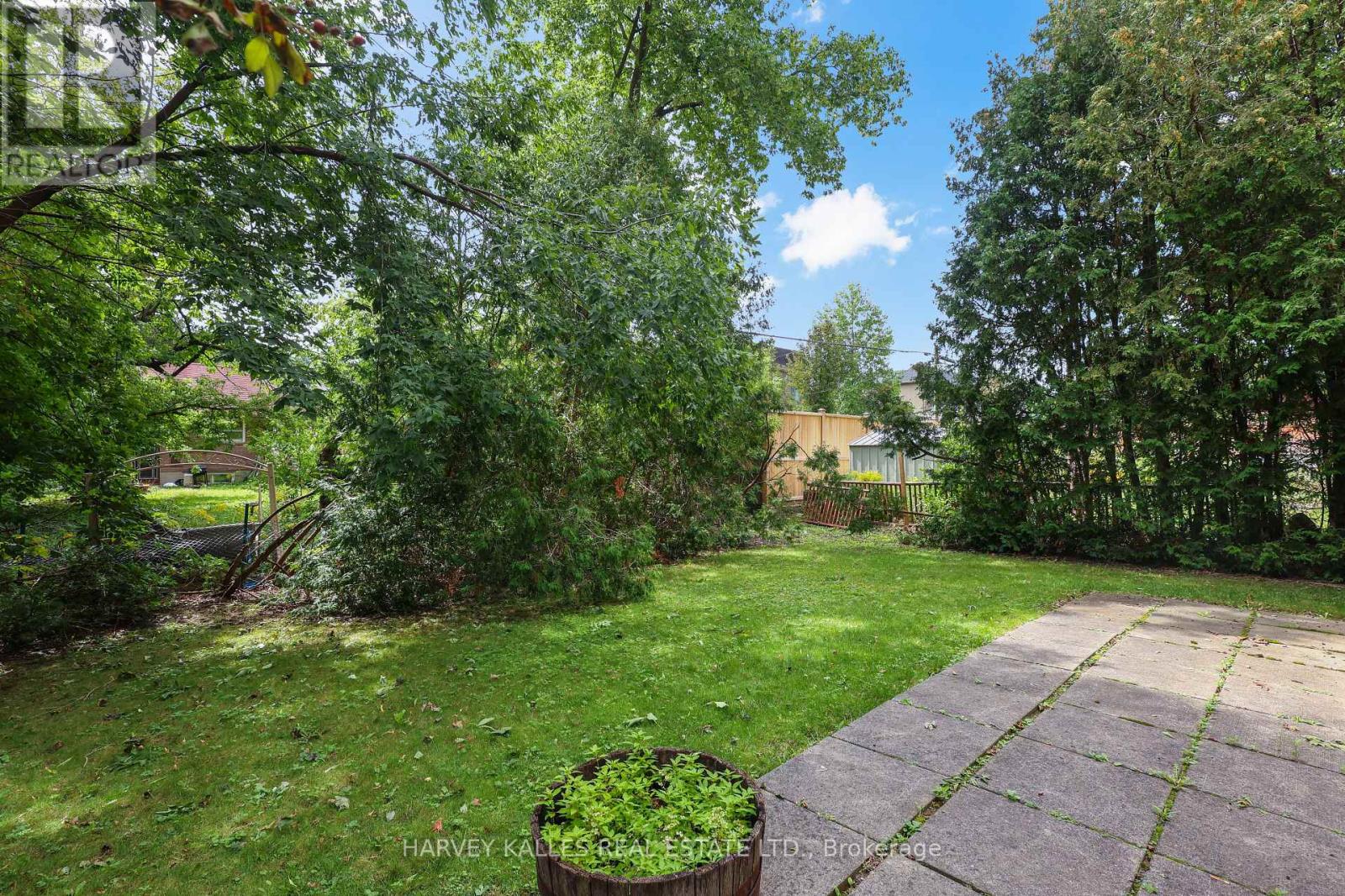 83 HILLMOUNT AVENUE - Image 47