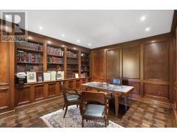 Kitchen - 83 Hillmount Avenue, Toronto, ON M6B1X5 Photo 10
