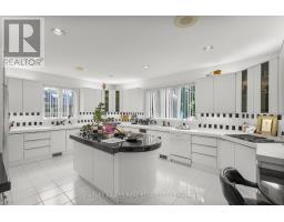 83 Hillmount Avenue, Toronto, ON M6B1X5 Photo 19