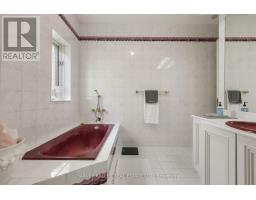 83 Hillmount Avenue, Toronto, ON M6B1X5 Photo 36