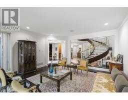 Library - 83 Hillmount Avenue, Toronto, ON M6B1X5 Photo 9