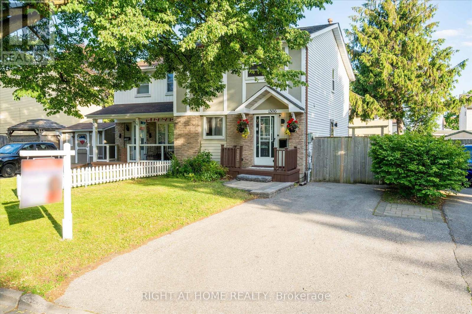 1306 FENELON CRESCENT, Oshawa (Lakeview) — photo 1