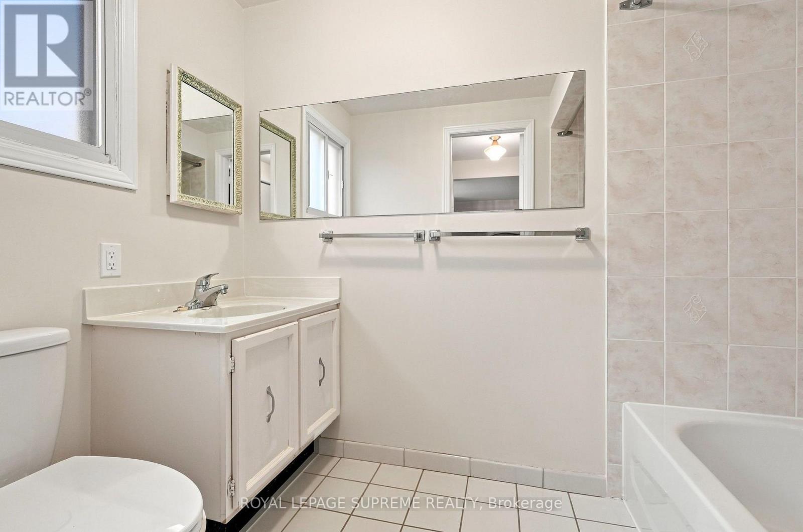 129 BRIARSCROSS BOULEVARD - Image 25