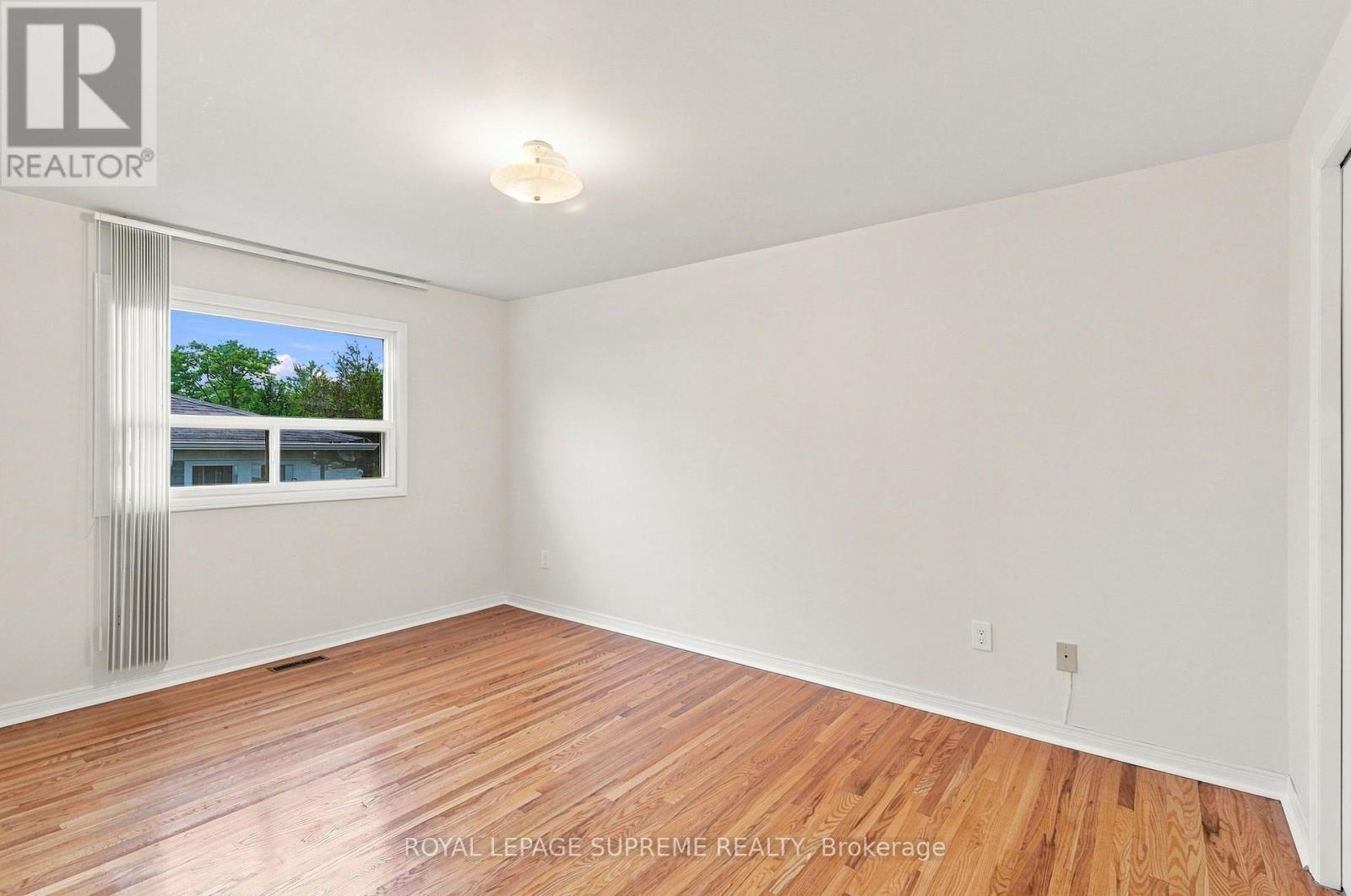129 BRIARSCROSS BOULEVARD - 28