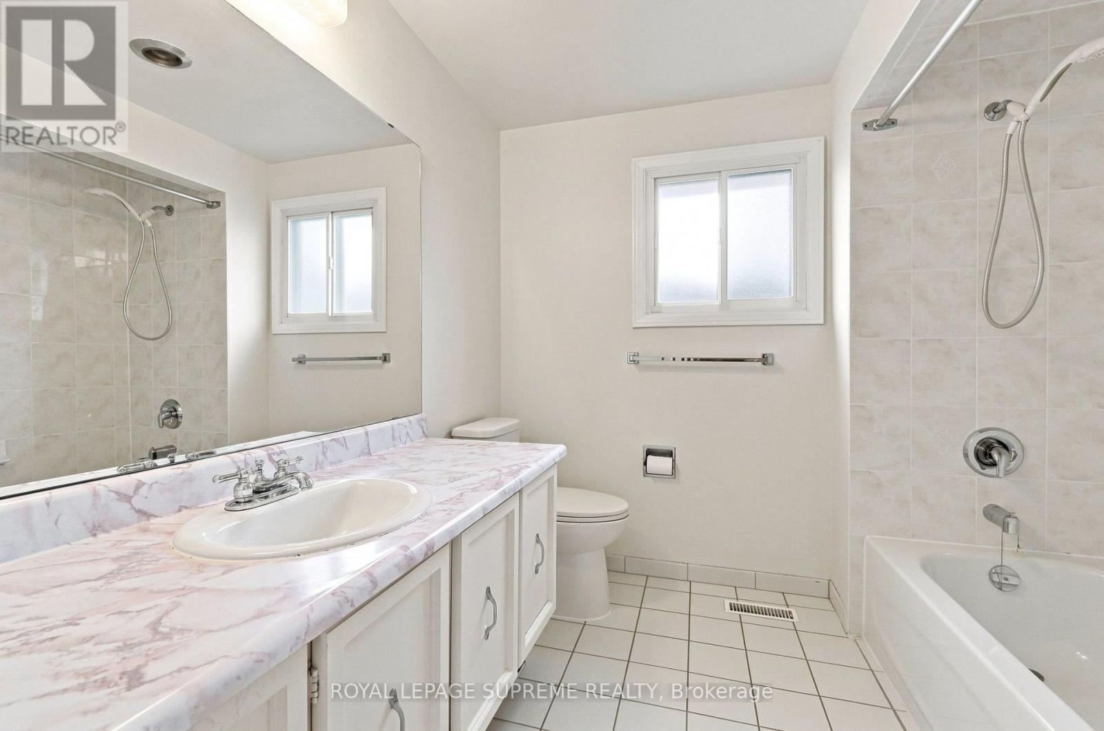 129 BRIARSCROSS BOULEVARD - Image 32