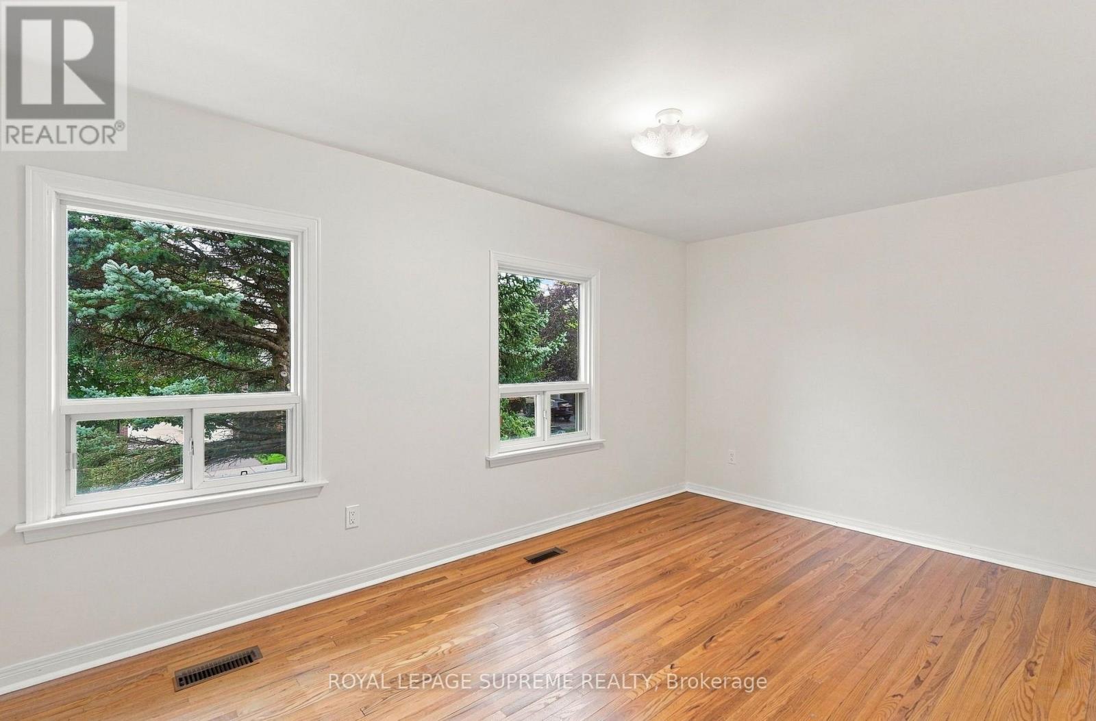 129 BRIARSCROSS BOULEVARD - Image 33