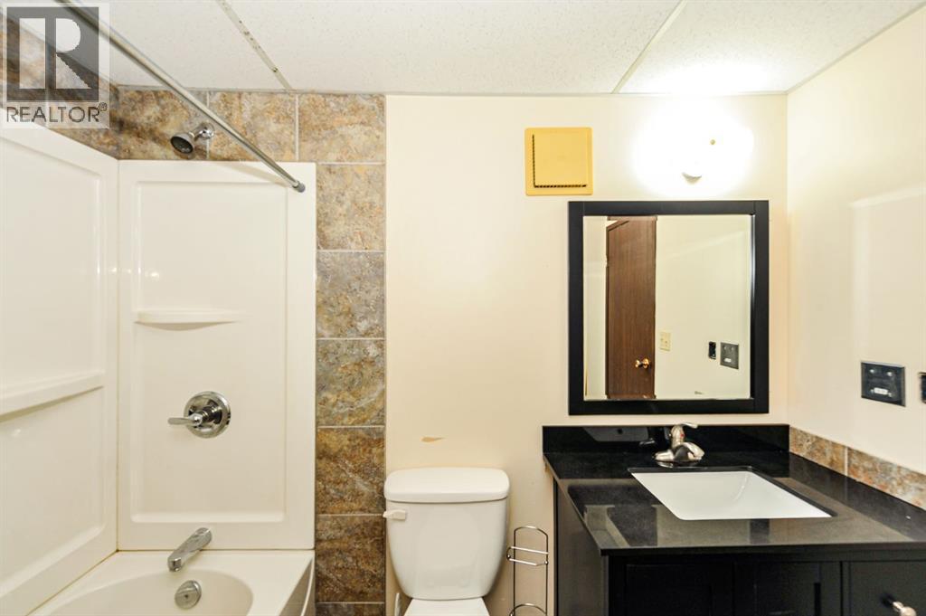 221 1 Avenue - Image 22