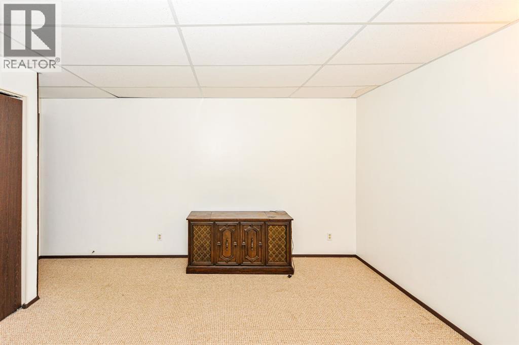221 1 Avenue - Image 25
