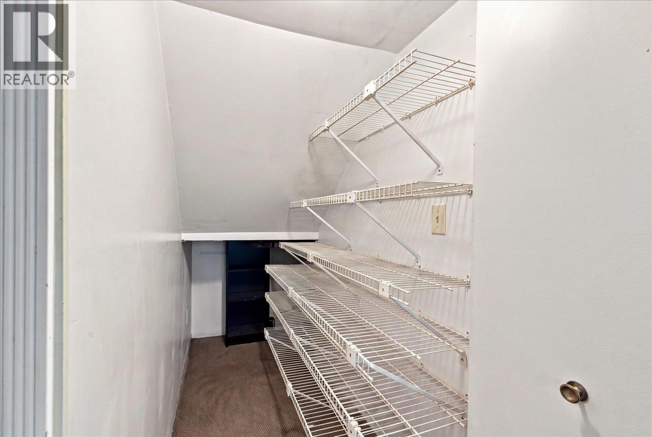 1 1176 W 15TH AVENUE, Vancouver