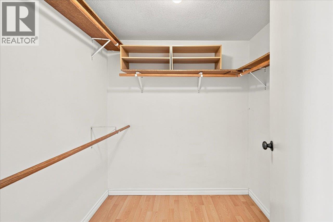 1 1176 W 15TH AVENUE, Vancouver