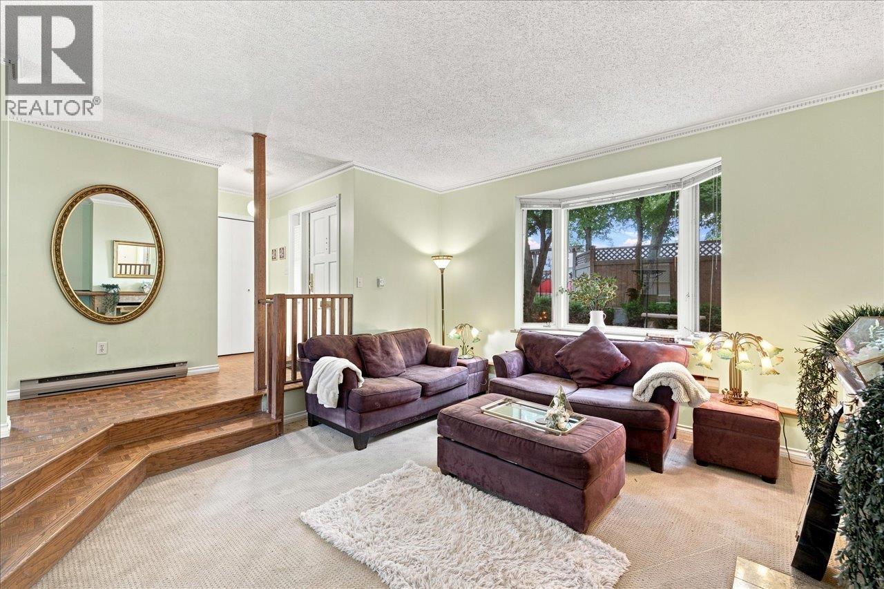1 1176 W 15TH AVENUE, Vancouver