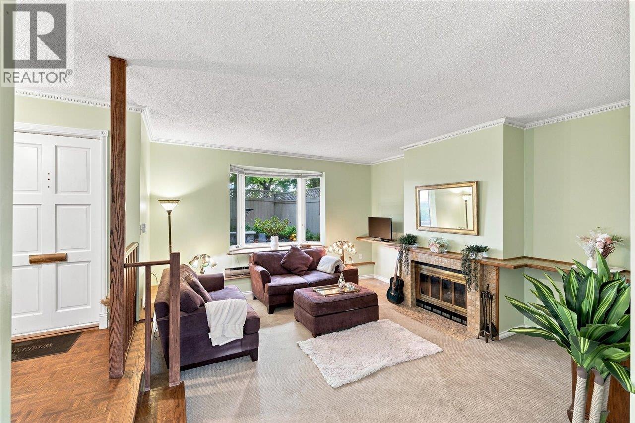 1 1176 W 15TH AVENUE, Vancouver