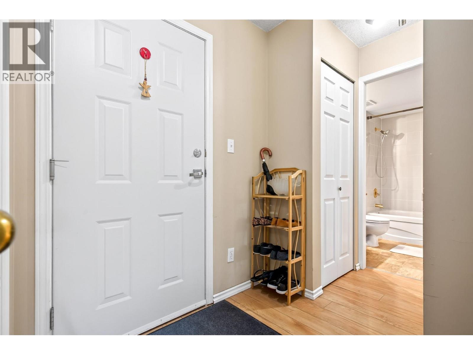 Photo of 317 12 K DE K COURT 20