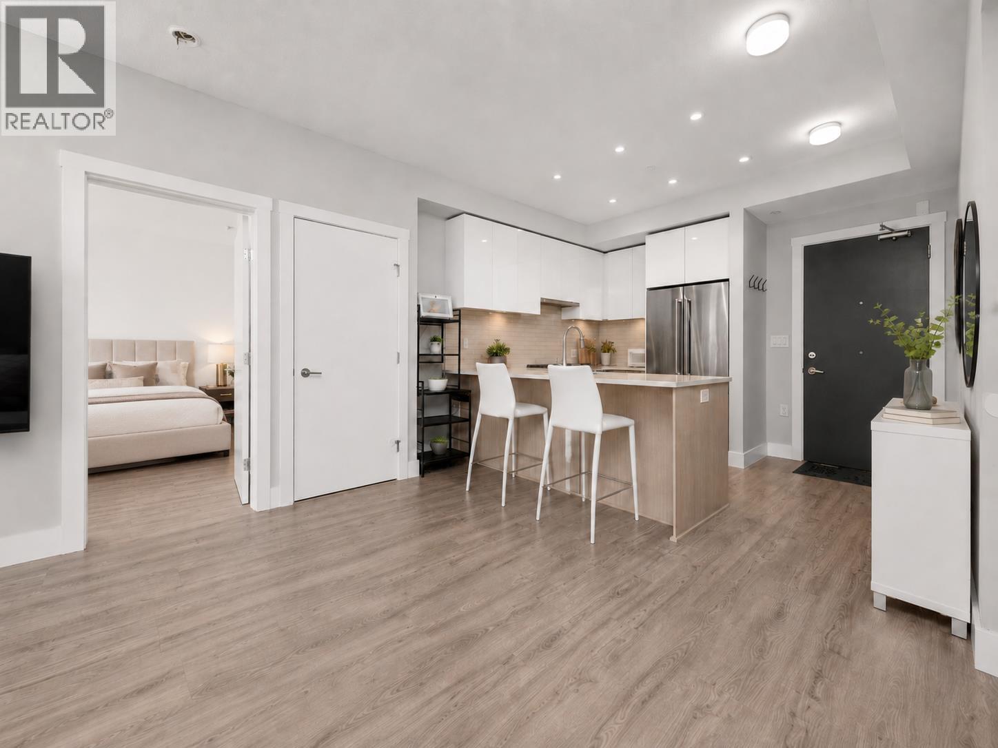 309 3588 SAWMILL CRESCENT, Vancouver — photo 3