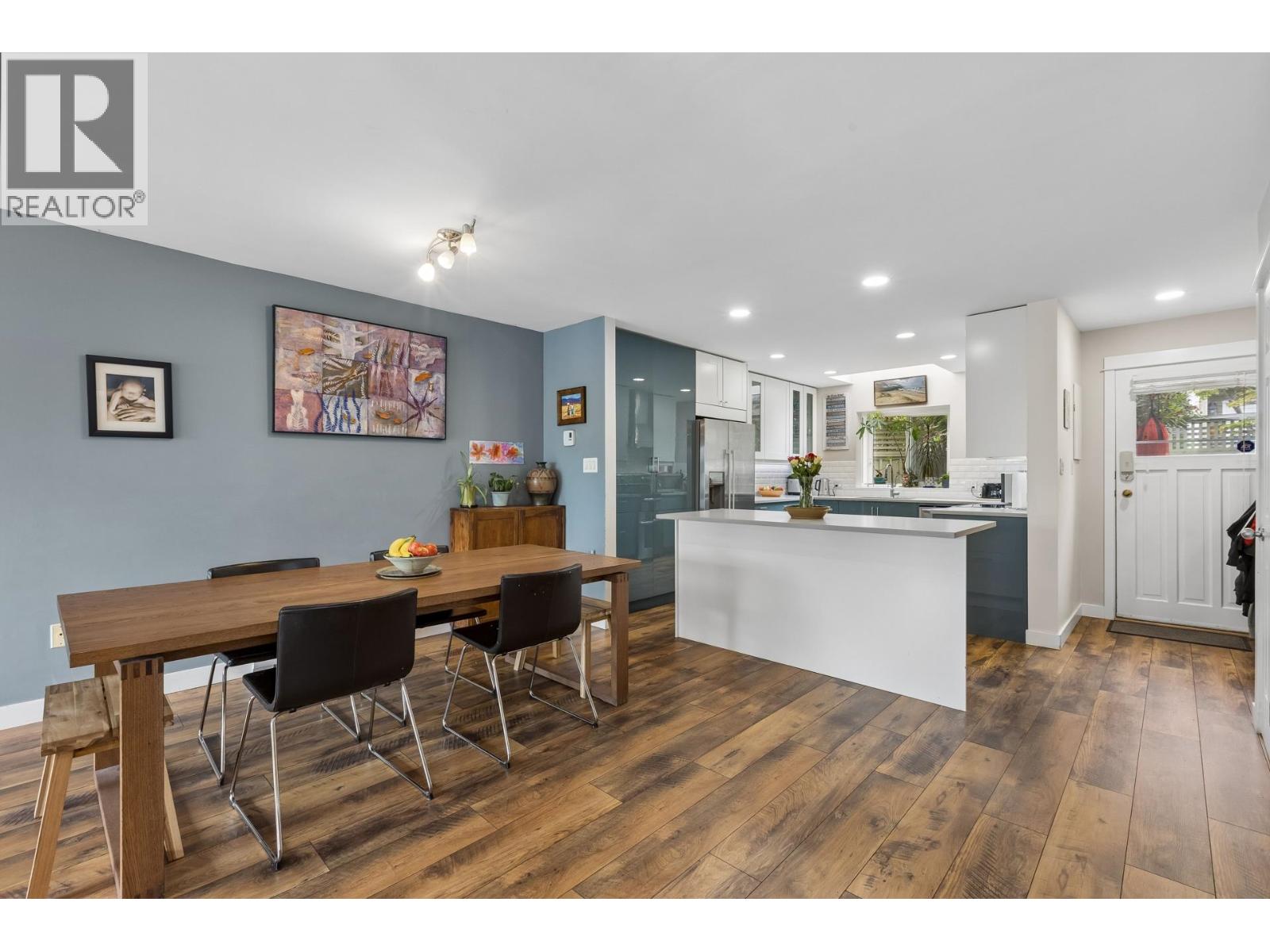 7 240 E KEITH ROAD, North Vancouver