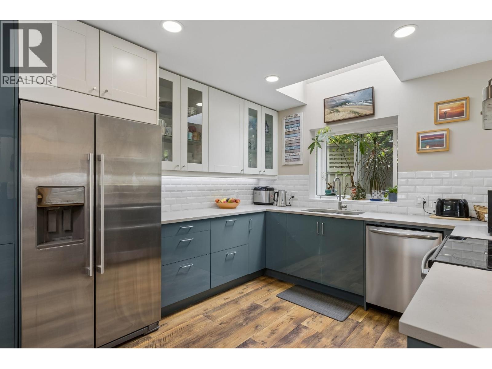 7 240 E KEITH ROAD, North Vancouver
