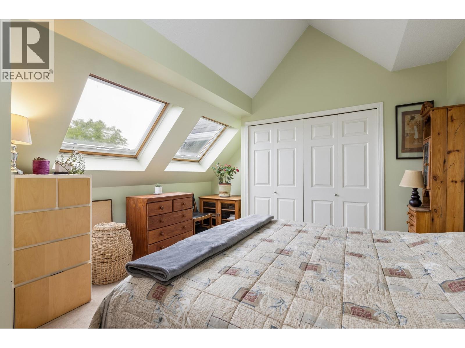 7 240 E KEITH ROAD, North Vancouver