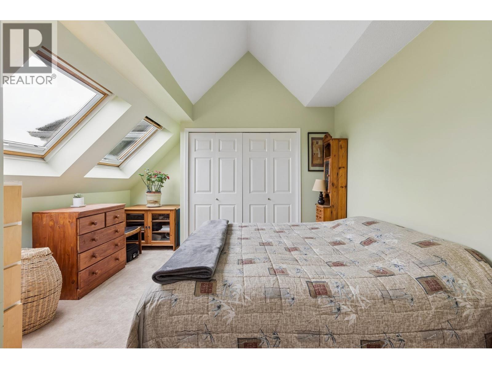 7 240 E KEITH ROAD, North Vancouver