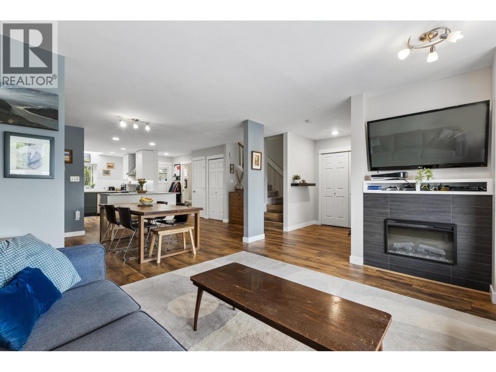 7 240 E KEITH ROAD, North Vancouver
