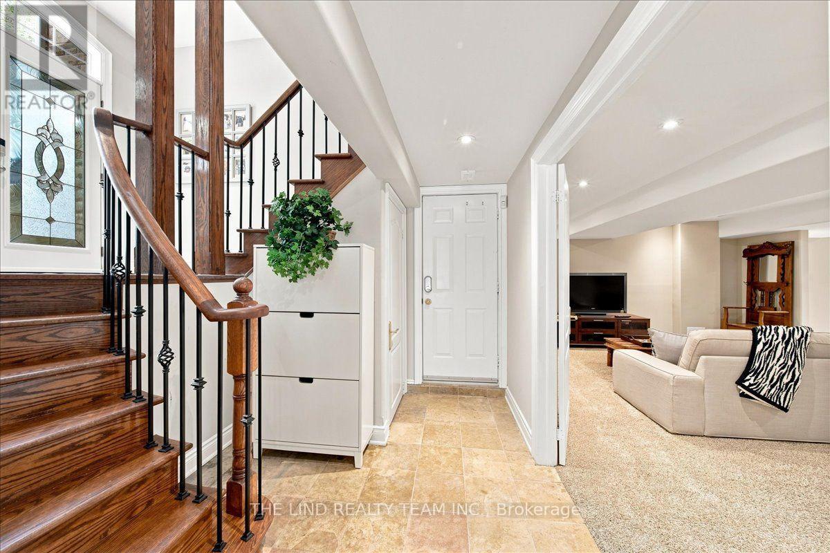 109 WILLIS DRIVE - Image 26