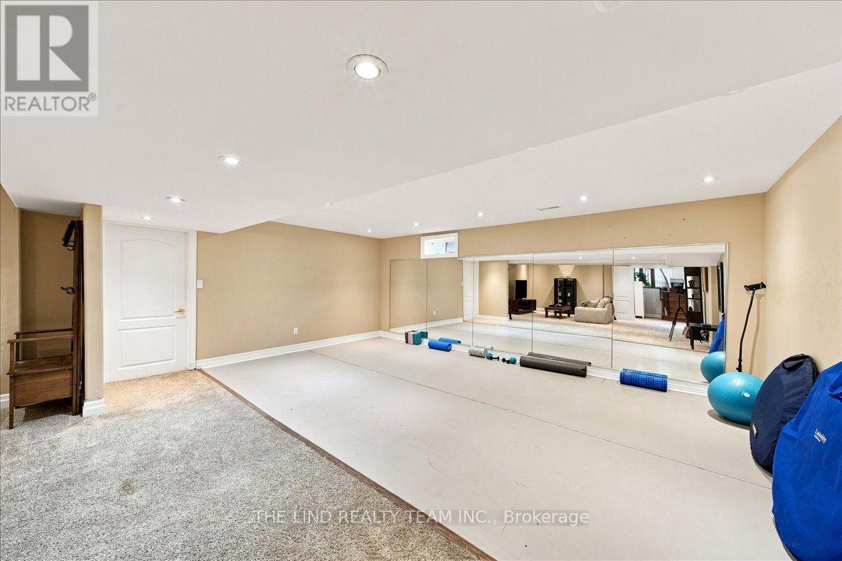 109 WILLIS DRIVE - Image 28