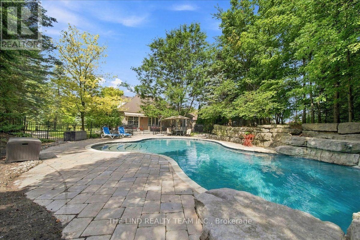 109 WILLIS DRIVE - Image 41