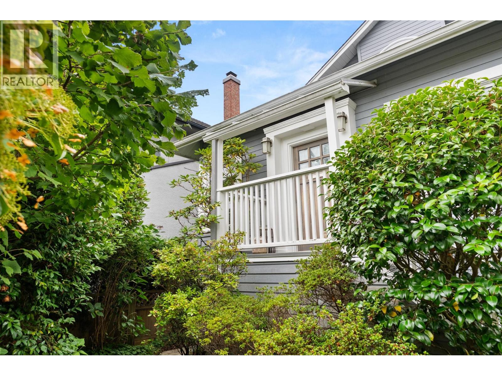 4468 W 14TH AVENUE, Vancouver — photo 2
