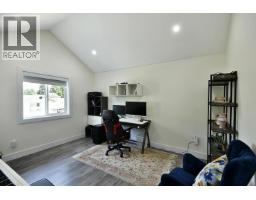 514 Jordan Way, Gibsons, BC V0N1V5 Photo 18