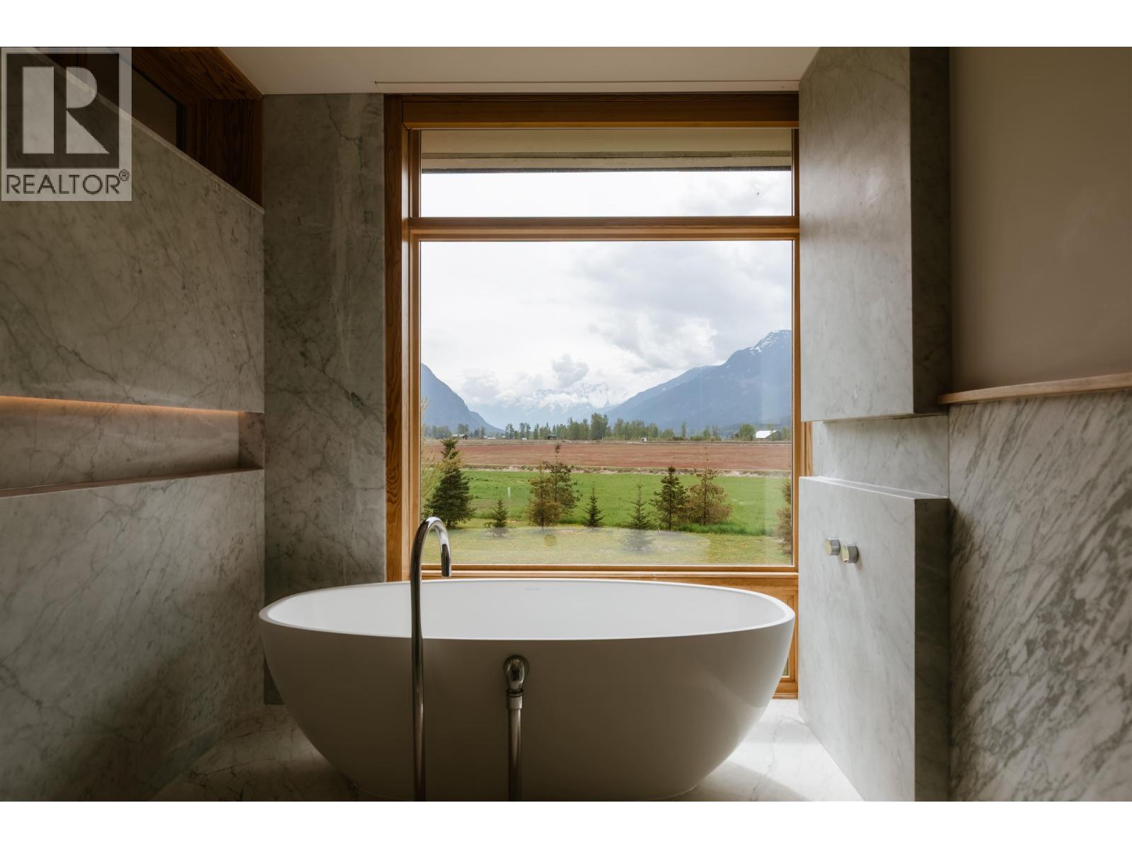 9209 PEMBERTON MEADOWS ROAD, Pemberton