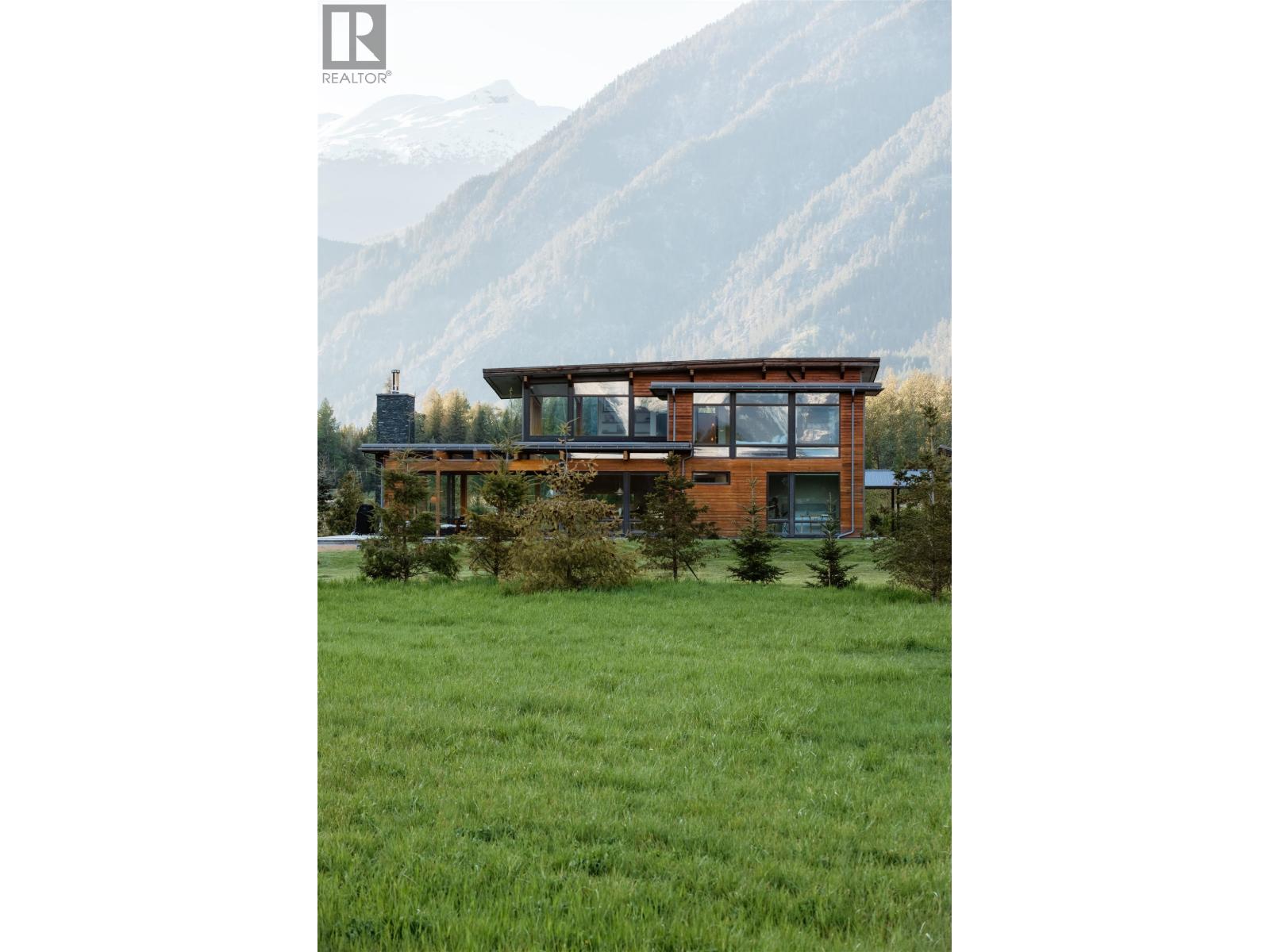 9209 PEMBERTON MEADOWS ROAD, Pemberton