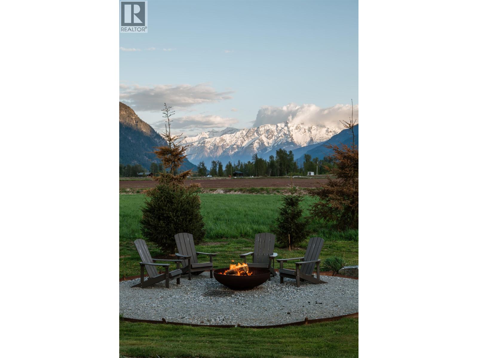 9209 PEMBERTON MEADOWS ROAD, Pemberton