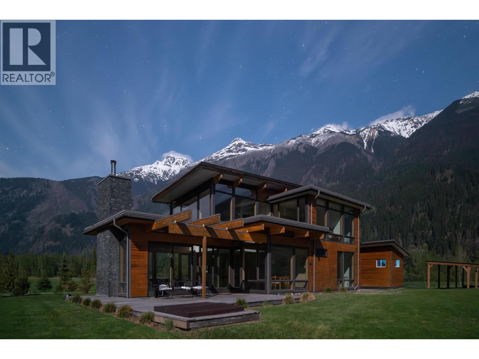 9209 PEMBERTON MEADOWS ROAD, Pemberton