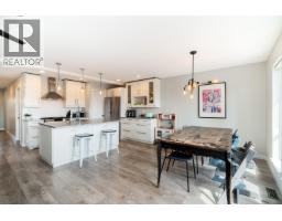 330 Richmond Street, New Westminster, BC V3L4B8 Photo 6