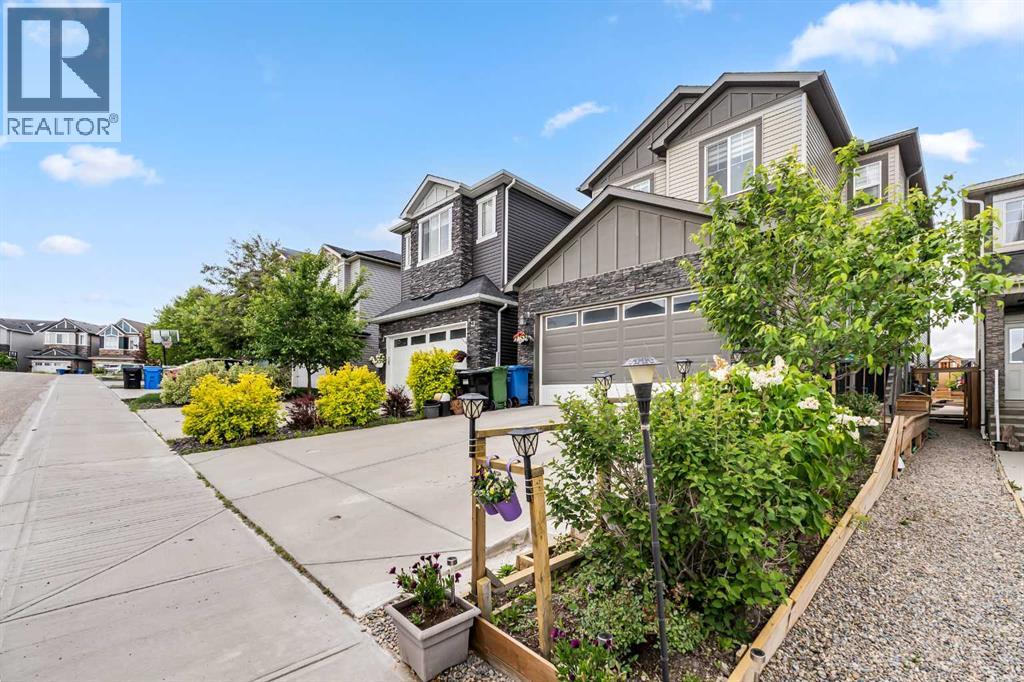 236 Nolanhurst Crescent NW - 42