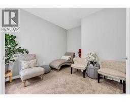 Bedroom - 236 Nolanhurst Crescent Nw, Calgary, AB T3R0Z4 Photo 9