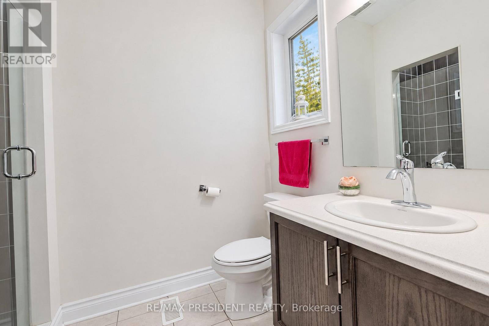 31 MONARCH DRIVE - 29