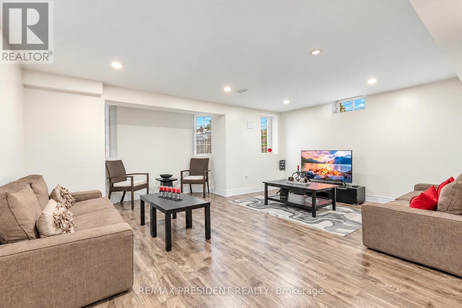 31 MONARCH DRIVE - Image 42