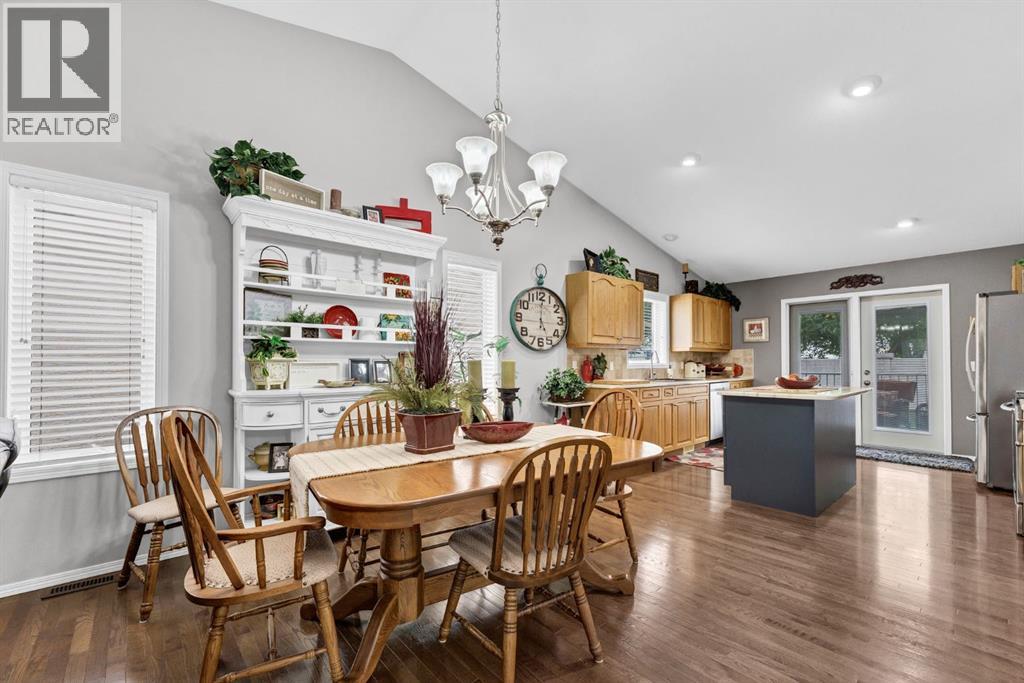 72 Sandstone Place SE - 11